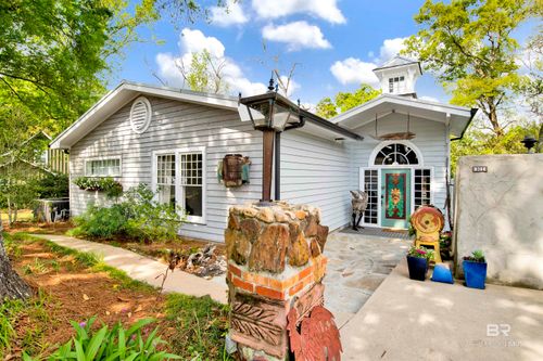 301 S School St, Fairhope, AL, 36532-1822 | Card Image