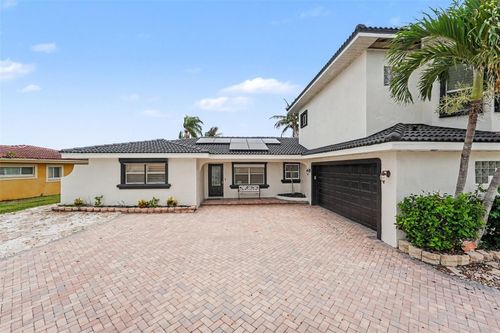 17323 Kennedy Dr, NORTH REDINGTON BEACH, FL, 33708-1350 | Card Image