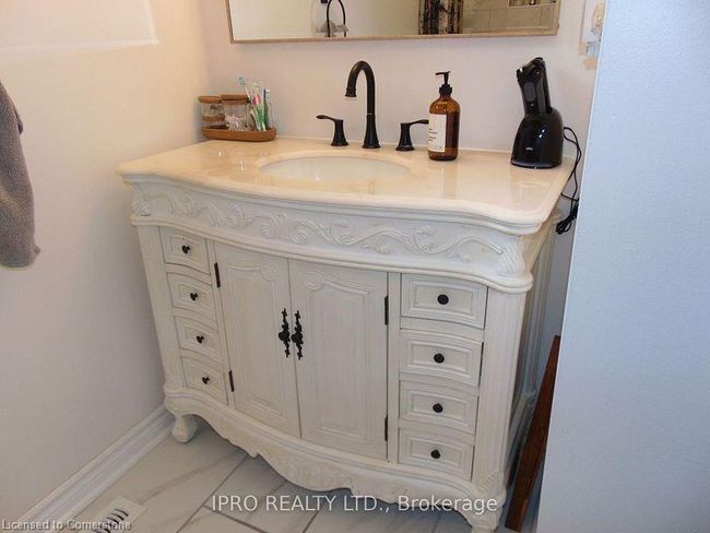 64 Hahn Ave, House other with 3 bedrooms, 2 bathrooms and 3 parking in Cambridge ON | Image 20