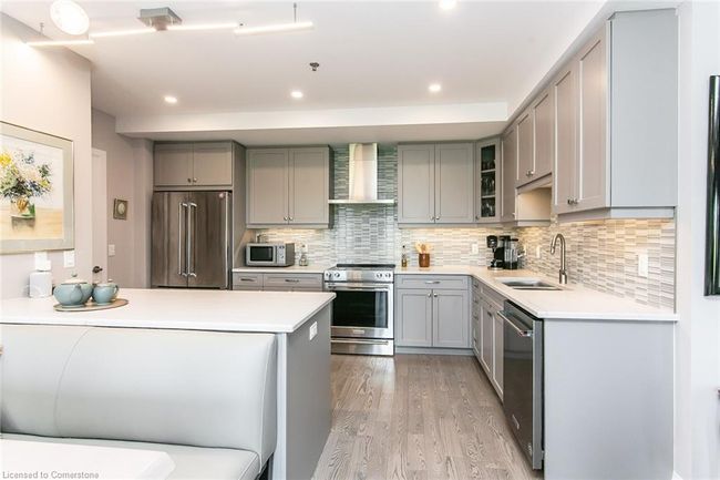 205 - 249 Grey Silo Rd, House attached with 2 bedrooms, 2 bathrooms and 1 parking in Waterloo ON | Image 19