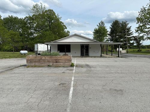 2065 Clarkrange-Monterey Hwy, Monterey, TN, 38574 | Card Image