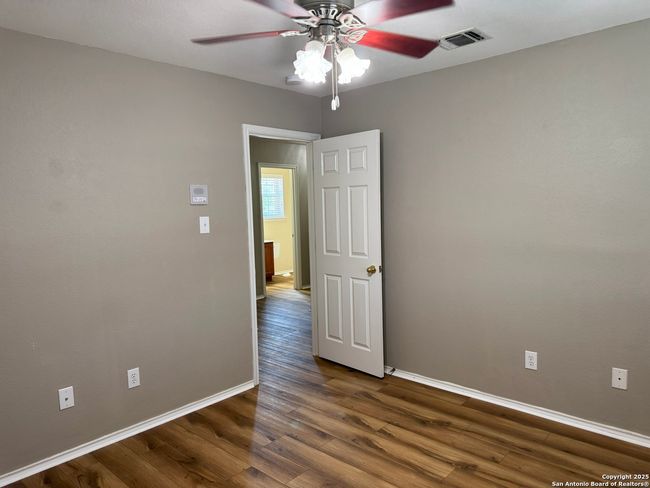 10115 Colt Xing, House other with 3 bedrooms, 3 bathrooms and null parking in Converse TX | Image 17