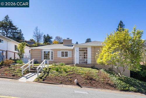 1040 Park Hills Rd, Berkeley, CA, 94708-1744 | Card Image