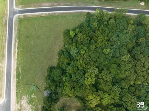 14578 Wildwood Circle, Wamego, KS, 66547 | Card Image