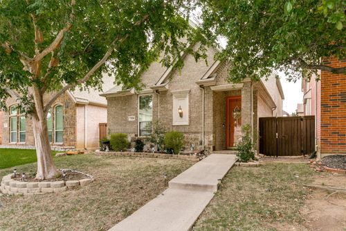 224 Wallington Way, Lewisville, TX, 75067-6714 | Card Image