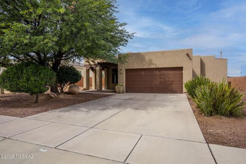 1096 Vista De Los Alamos, Rio Rico, AZ, 85648 | Card Image