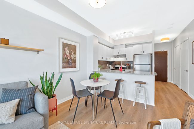 804 - 1 Cole St, Condo with 2 bedrooms, 1 bathrooms and 1 parking in Toronto ON | Image 7