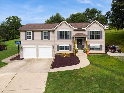 830 Kiski Park Dr, Apollo, PA, 15613-9615 | Card Image