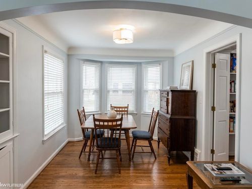 1120 Vernier Rd, Grosse Pointe Woods, MI, 48236-1536 | Card Image