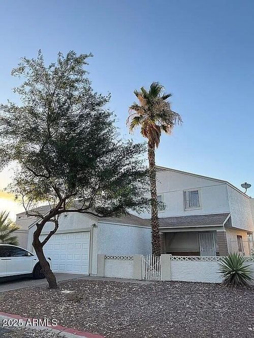 6622 W Cinnabar Ave, Glendale, AZ, 85302-1085 | Card Image