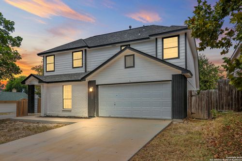 6403 Gray Rdg, San Antonio, TX, 78233-3988 | Card Image