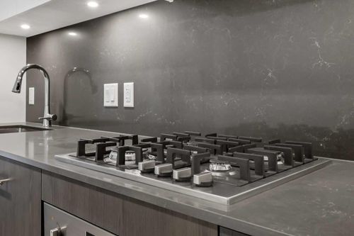 207-730 2 Ave Sw, Calgary, AB, T2P1R8 | Card Image