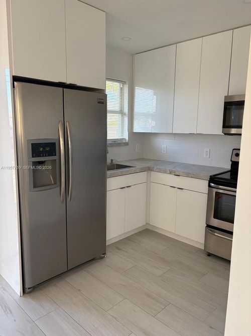 0-10791 Sw 221st St, Miami, FL, 33170-3171 | Card Image