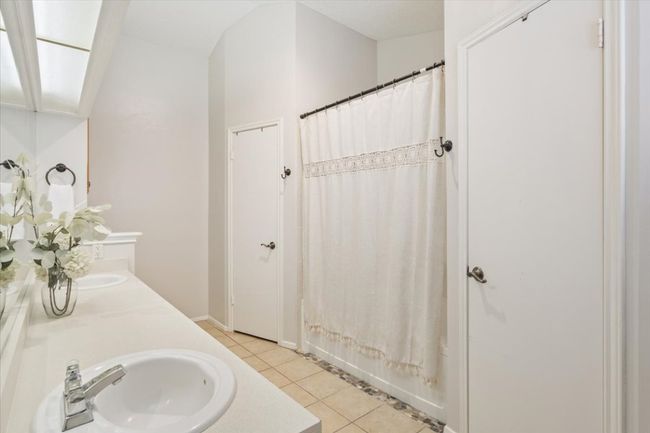 2203 Nathan Dr, House other with 4 bedrooms, 2 bathrooms and 3 parking in Austin TX | Image 20