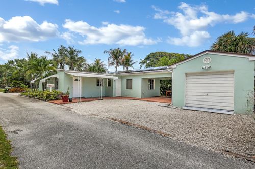 4914 N Flagler Dr, West Palm Beach, FL, 33407-2838 | Card Image
