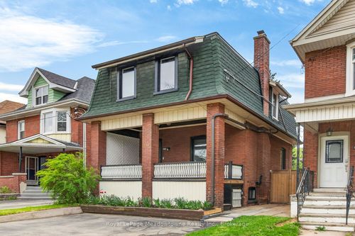 216 Maplewood Ave, Hamilton, ON, L8M1X8 | Card Image