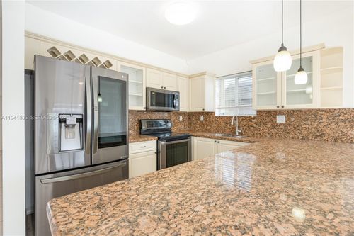 5655 Sw 163rd Path, Miami, FL, 33193-5643 | Card Image