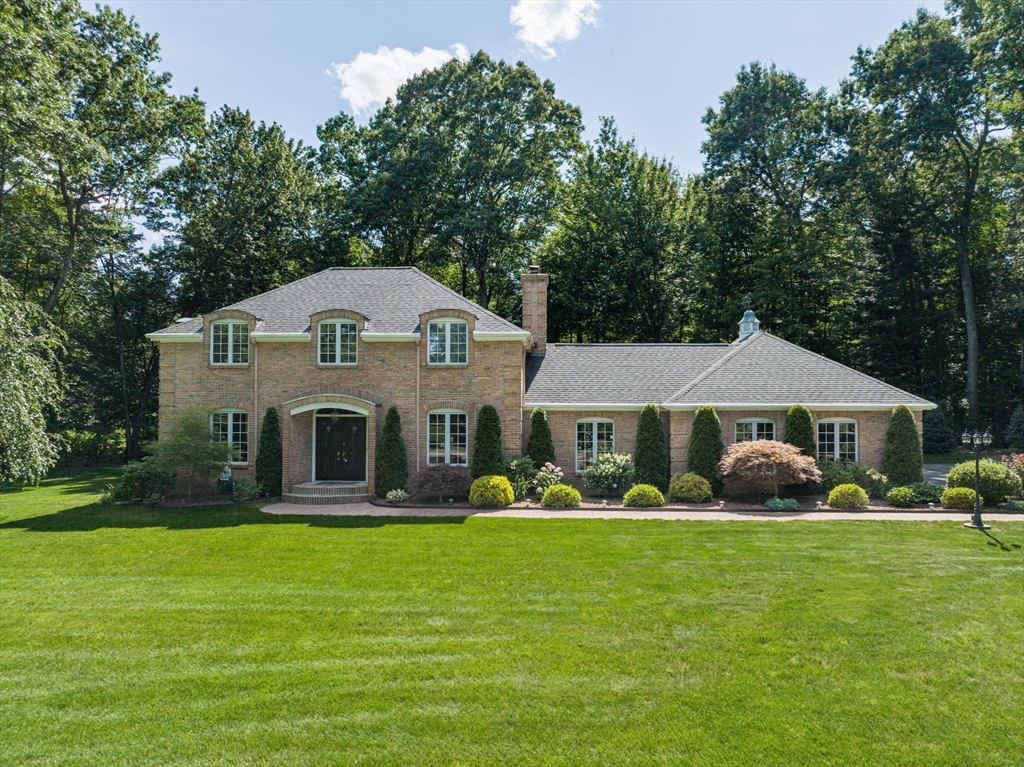 Bent Tree Dr, East Longmeadow, MA 01028