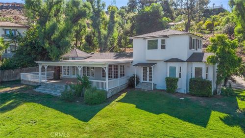 4800 Brewster Dr, Tarzana, CA, 91356-4806 | Card Image