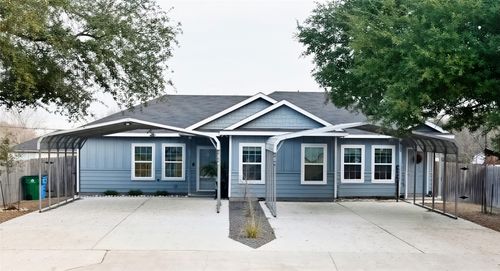 a-and-b-810 E Baxter Street E, Seguin, TX, 78155 | Card Image