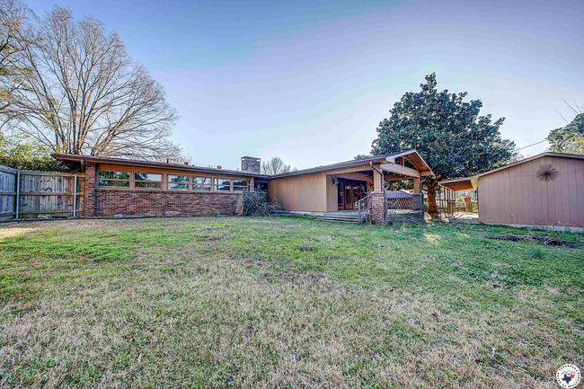 1300 Brazos St, House other with 3 bedrooms, 3 bathrooms and null parking in Texarkana TX | Image 7
