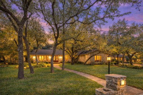 9403 Spring Hollow Dr, Austin, TX, 78750-2930 | Card Image