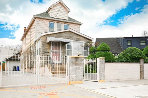 2-24-10 Gillmore St, East Elmhurst, NY, 11369-1610 | Card Image