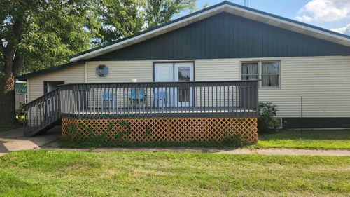 108 S Oak St, Adams, WI, 53910-9484 | Card Image