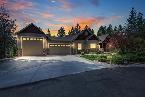 13906 E 39th Ln, Veradale, WA, 99037-8379 | Card Image
