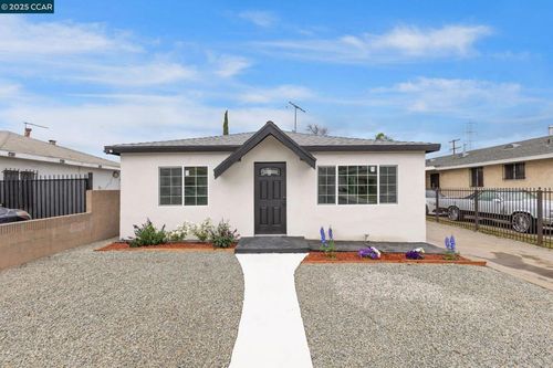 623 E 116th St, Los Angeles, CA, 90059-2305 | Card Image