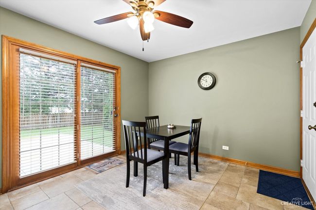 420 Windsor Dr, Home with 3 bedrooms, 3 bathrooms and null parking in Oswego IL | Image 9