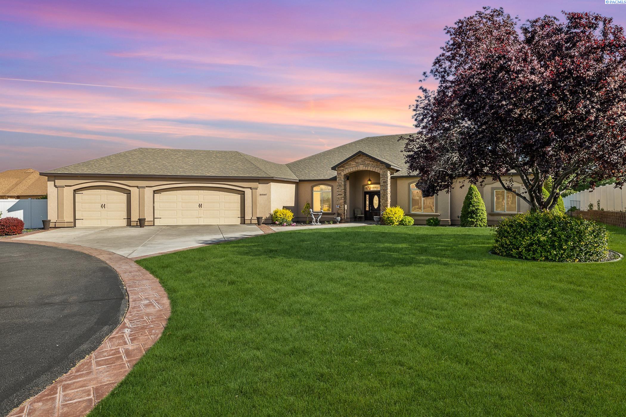 Heather Dr, Kennewick, WA 99338