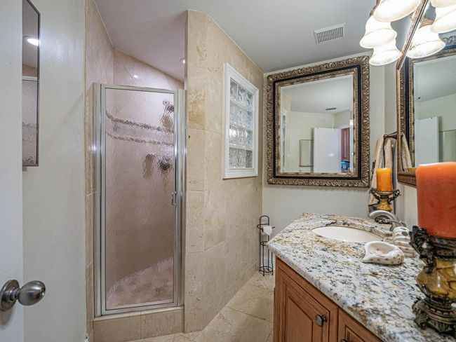 PH6 - 3870 N Highway A1a, Condo with 2 bedrooms, 2 bathrooms and null parking in Hutchinson Island FL | Image 36