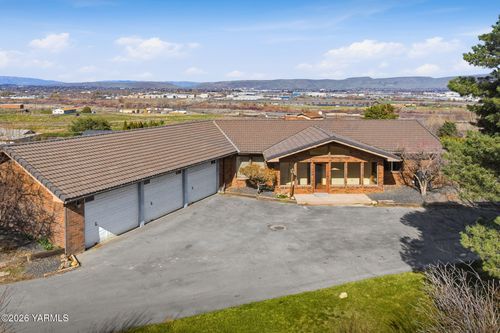 3409 Goodman Rd, Yakima, WA, 98903-9506 | Card Image