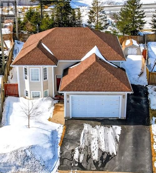 3 Bayberry Pl, St. John's, NL, A1H1B2 | Card Image