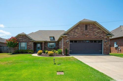 245 Four Winds Dr, Conway, AR, 72034-7789 | Card Image