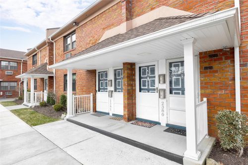 apt-b-2380 Bedford Ave, Bellmore, NY, 11710-3672 | Card Image