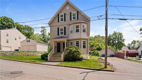 6 Fuller Ave, Riverside, RI, 02915-5219 | Card Image