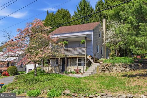 82 River Corner Rd, CONESTOGA, PA, 17516-9522 | Card Image