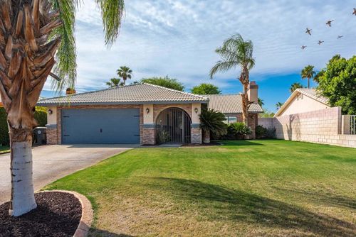 68405 Tortuga Rd, Cathedral City, CA, 92234-3676 | Card Image