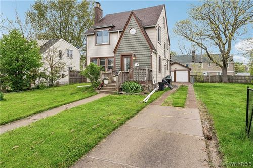 52 Commodore Ave, Tonawanda, NY, 14150-8004 | Card Image