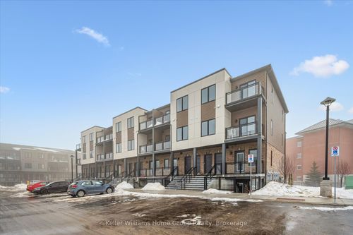 94-940 St David St N, Fergus, ON, N1M2W3 | Card Image