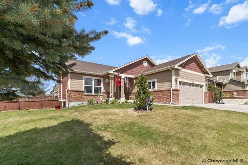 3604 Shawnee St, Cheyenne, WY, 82001 | Card Image