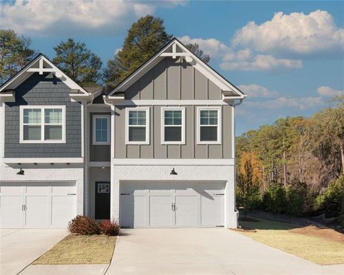 2453 Honey Way, Conyers, GA, 30013-8210 | Card Image