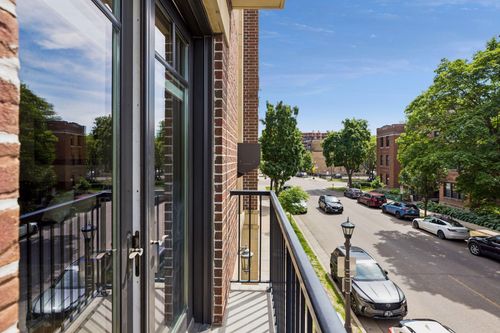 204-370 Marshall Ave, Saint Paul, MN, 55102-1901 | Card Image