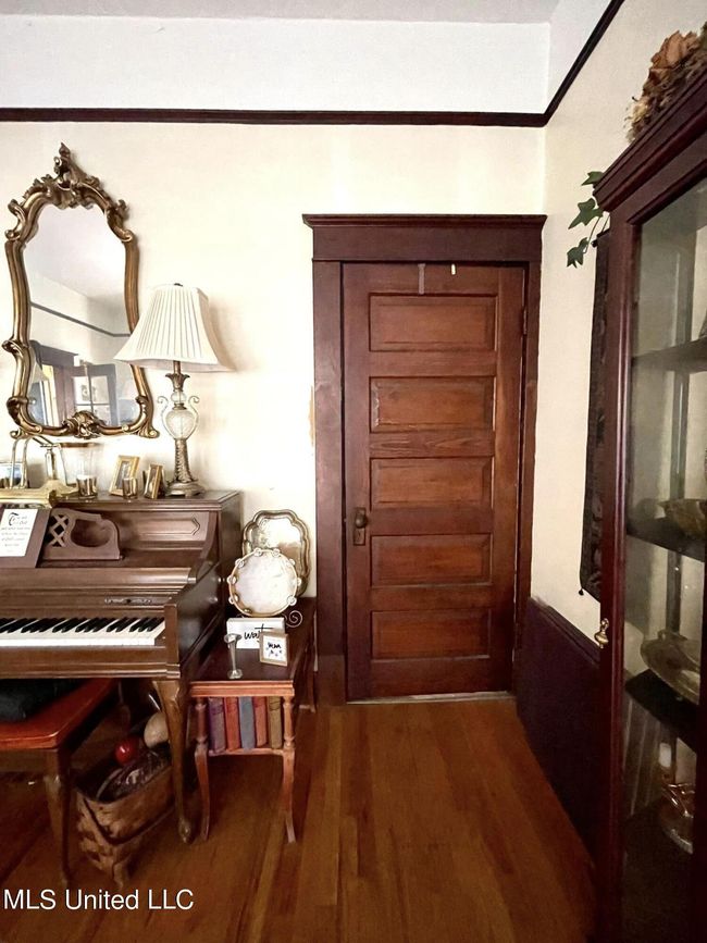 7 | Image 7