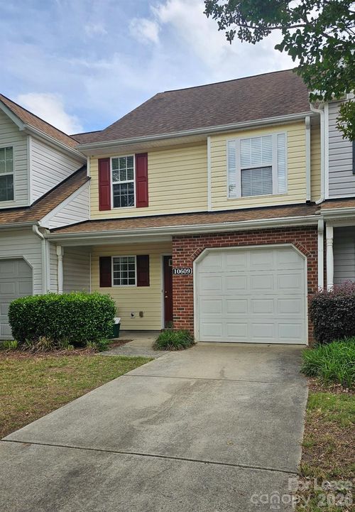 10609 Fuller Ridge Cir, Charlotte, NC, 28270-1568 | Card Image