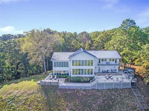 100 Sunnyview Pt, Counce, TN, 38326-8008 | Card Image