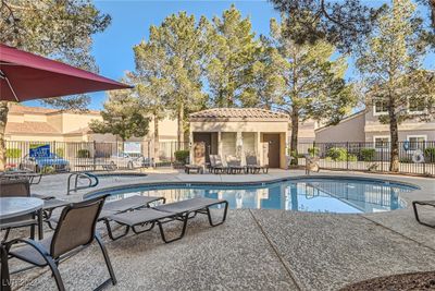 2056 - 5250 S Rainbow Boulevard, Condo with 1 bedrooms, 1 bathrooms and null parking in Las Vegas NV | Image 1