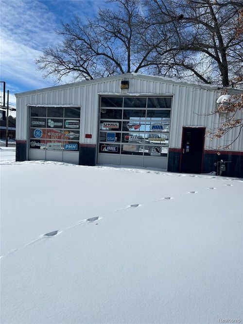 3044 W Houghton Lake Drive, Denton Township, MI, 48629 | Card Image